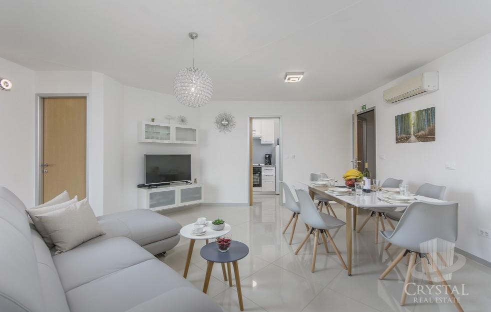 Stanovanje Novigrad 6