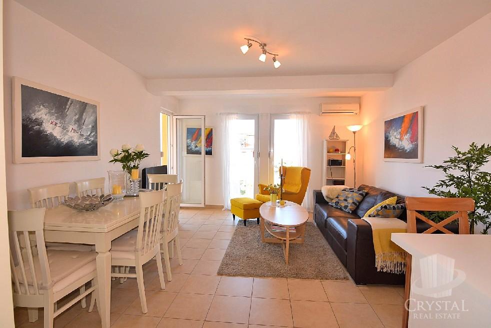 Stanovanje Novigrad 10