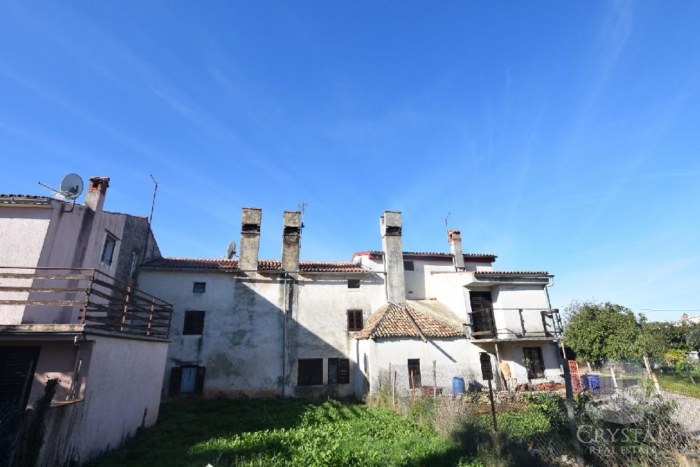 Hiša Novigrad 4