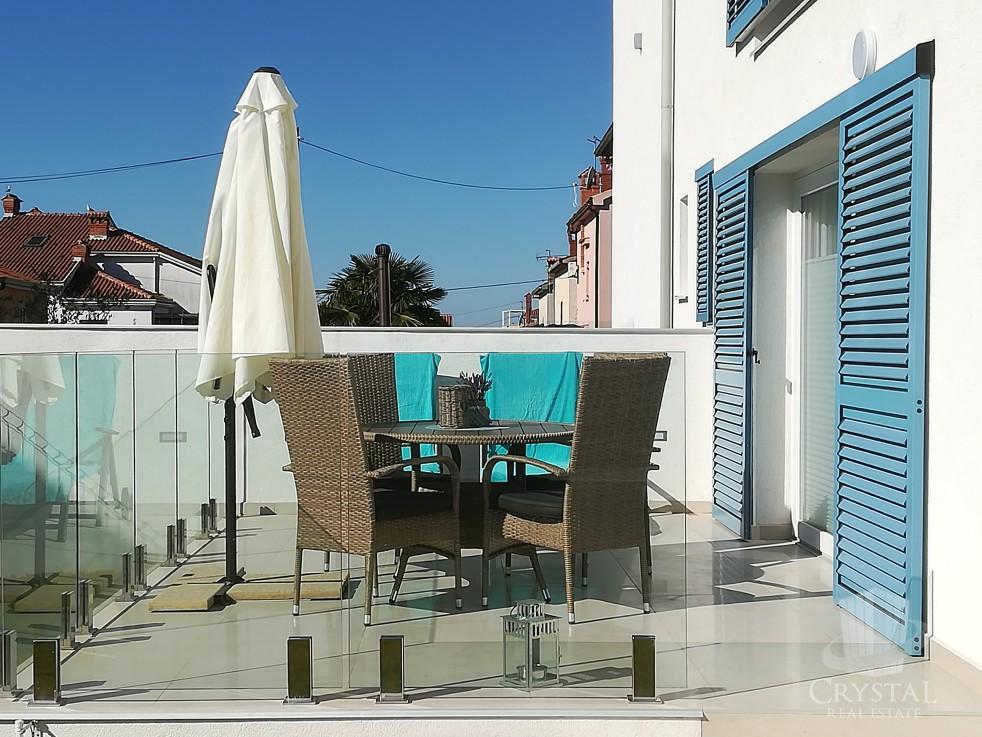 Stanovanje Novigrad 9