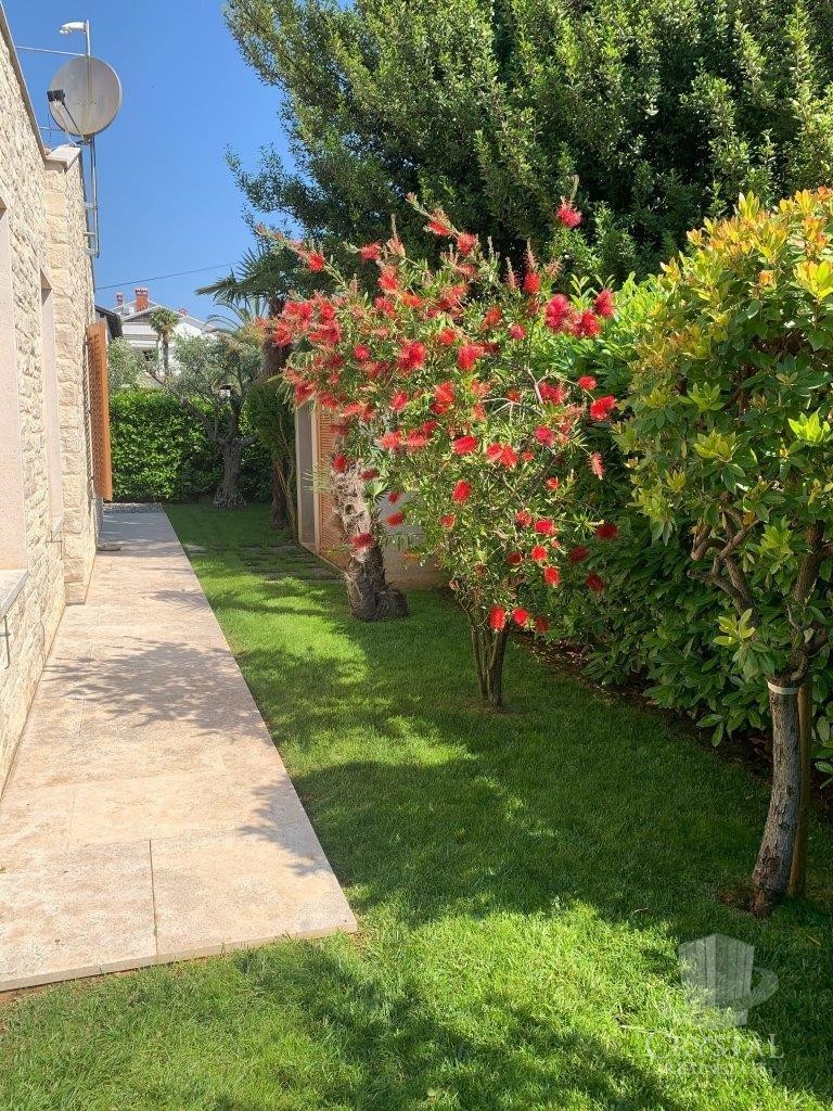 Hiša Novigrad 27