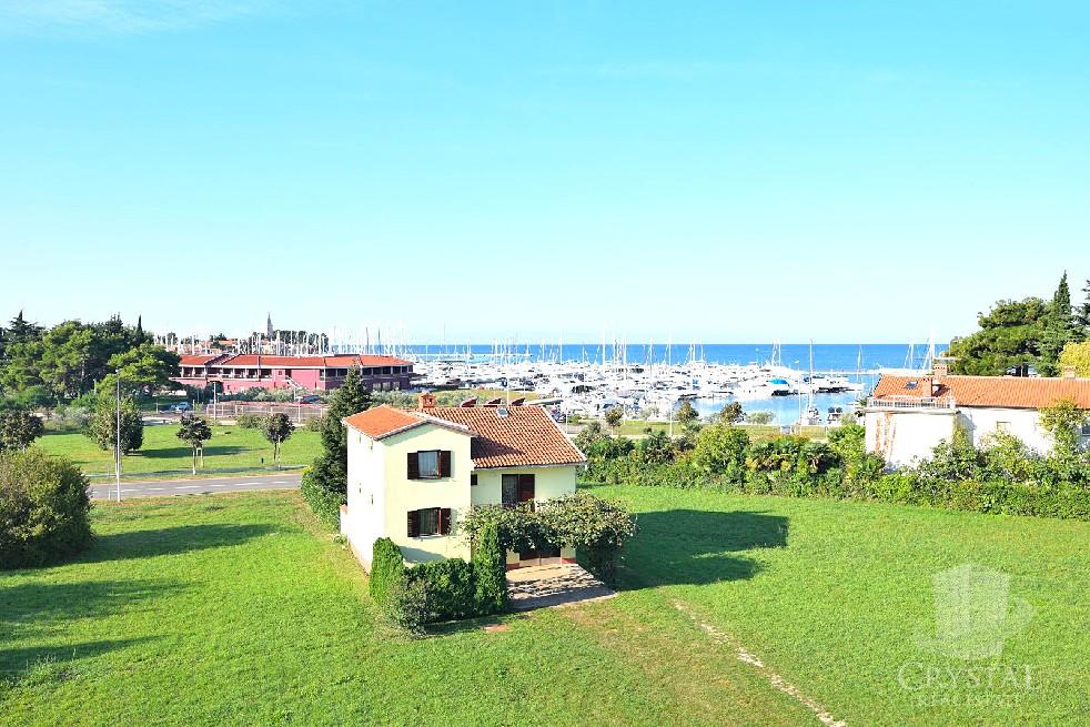 Stanovanje Novigrad 10