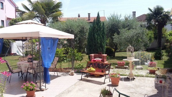 Hiša Novigrad 13