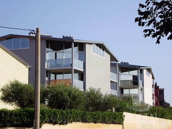 Stanovanje Novigrad 18