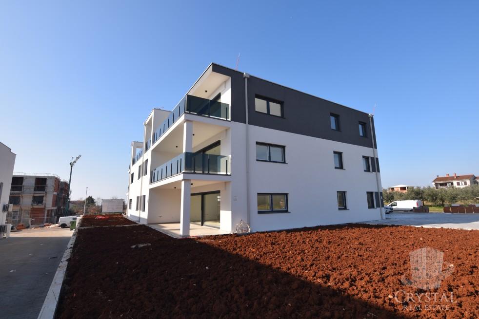 Stanovanje Novigrad 4