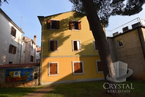 Apartma v centru Novigrada 15