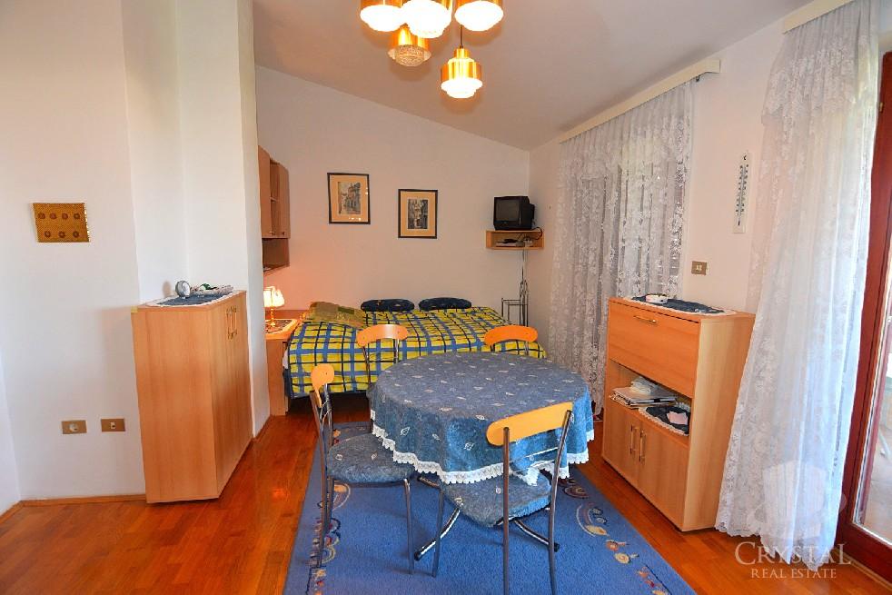 Stanovanje Novigrad 6