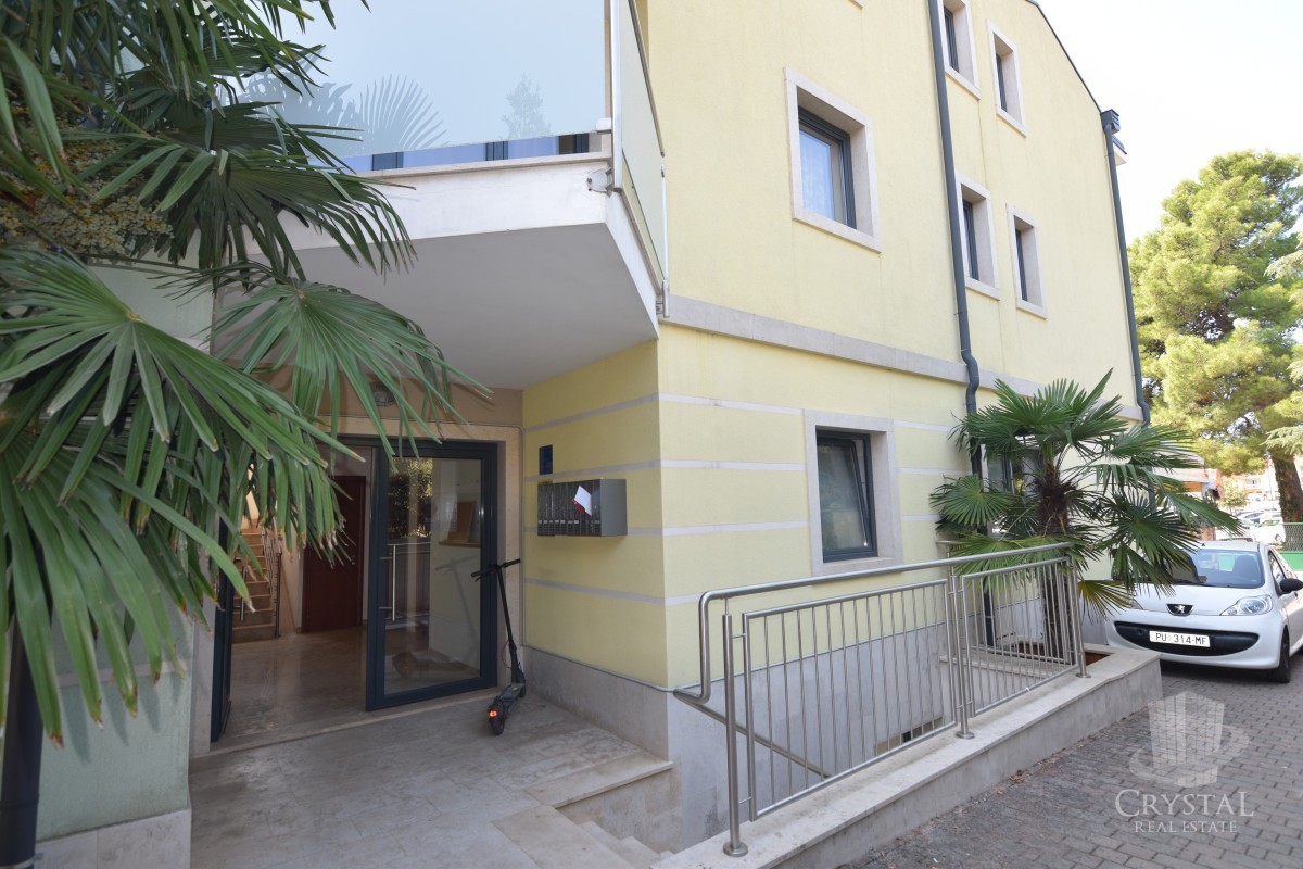 Apartma v Novigradu 4
