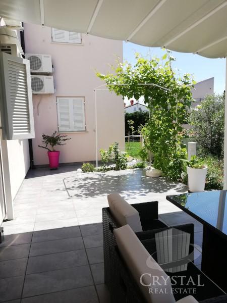 Stanovanje Novigrad 8