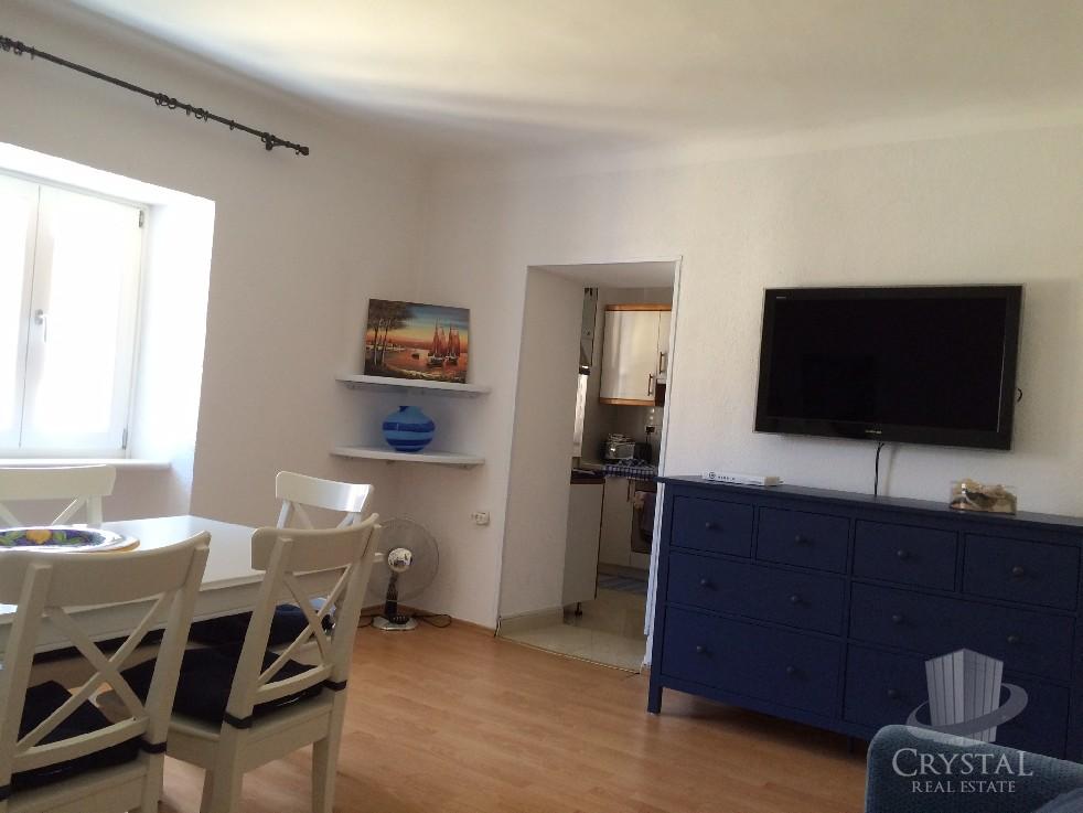 Stanovanje Novigrad 8