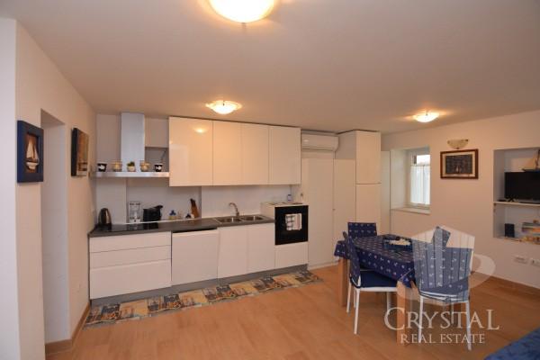 Apartma v centru Novigrada 4