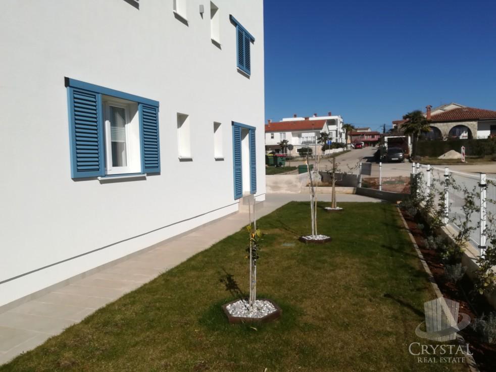 Stanovanje Novigrad 6