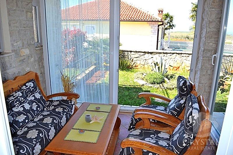 Hiša Novigrad 25