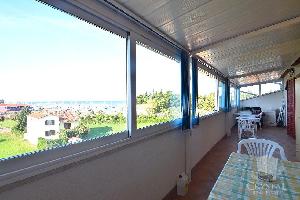 Stanovanje Novigrad 9