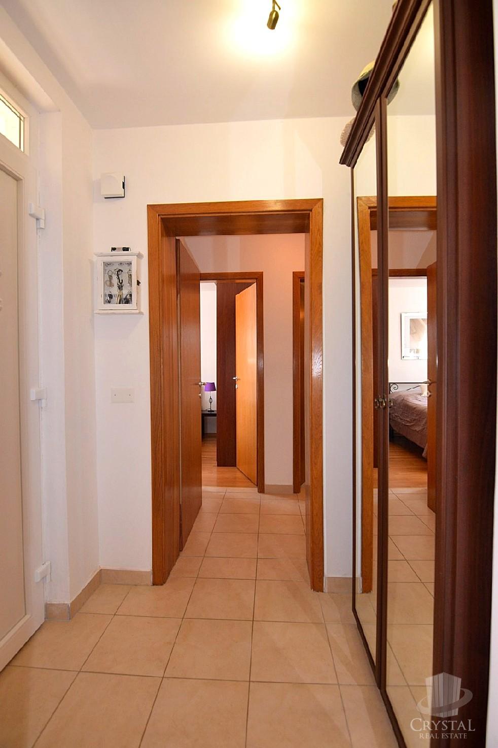 Stanovanje Novigrad 8