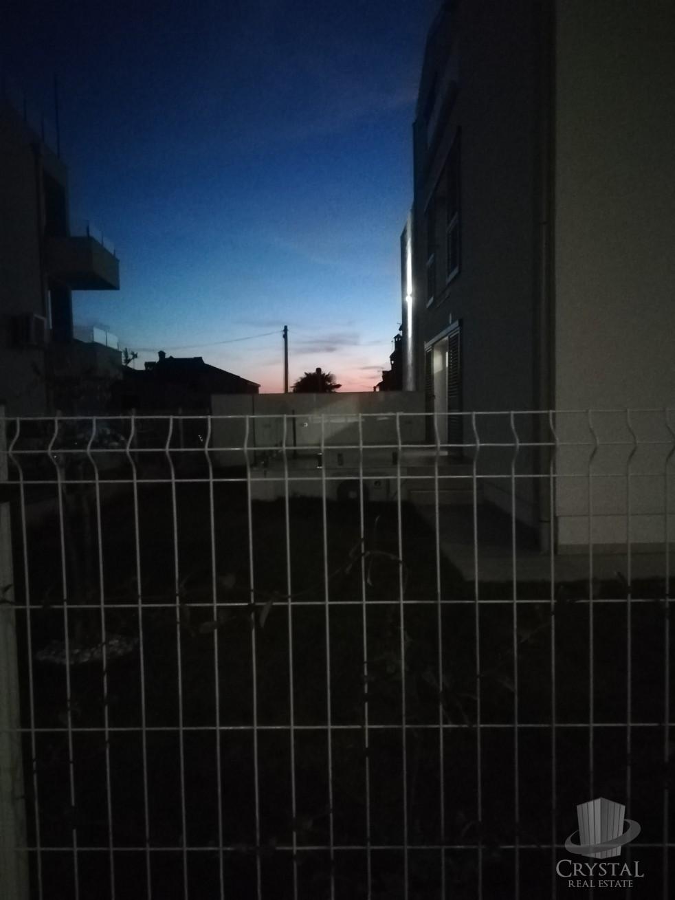 Stanovanje Novigrad 28