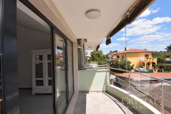 Apartma v centru Novigrada 5
